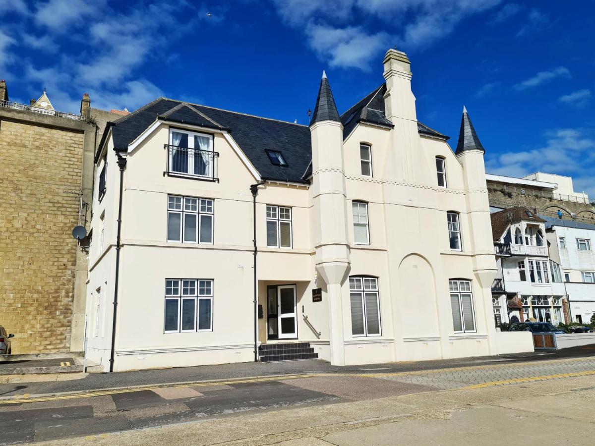 Vitamin Sea Beachfront Apartment Ramsgate - Sleeps 4 Buitenkant foto